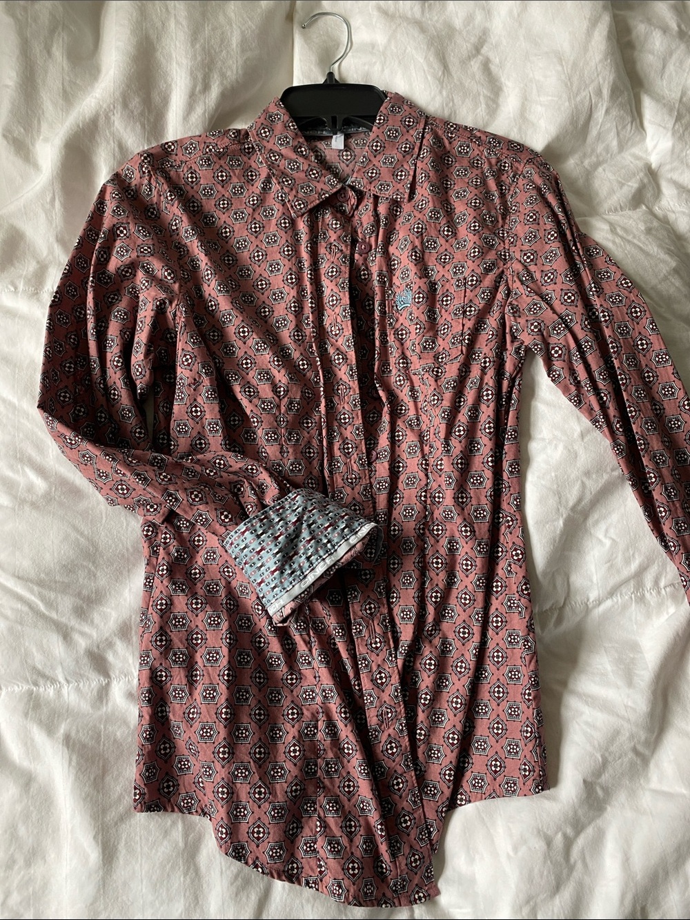 Cinch long sleeve button down